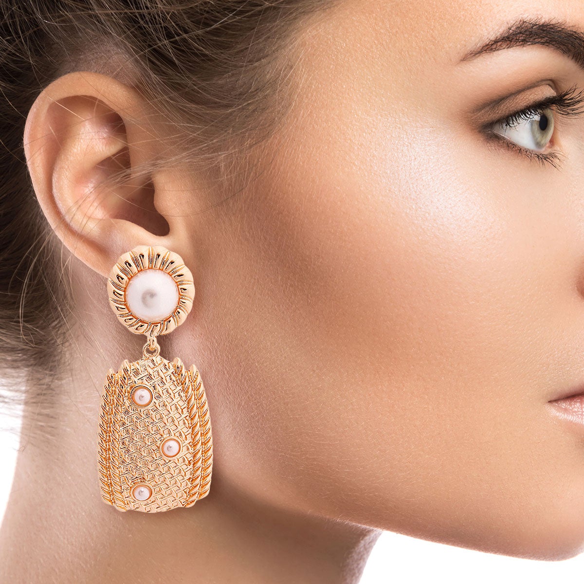 Gold Weave Metal Pearl Earrings
